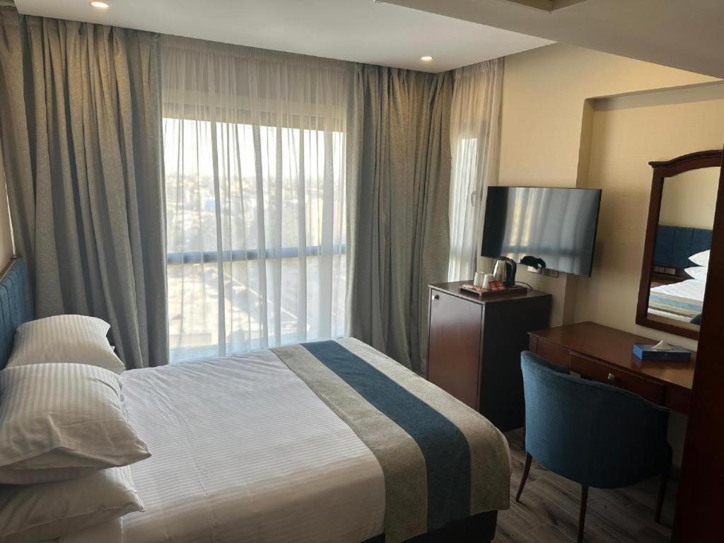 Stay Inn Pyramids Hotel Al Kawm al Akhdar Exterior photo