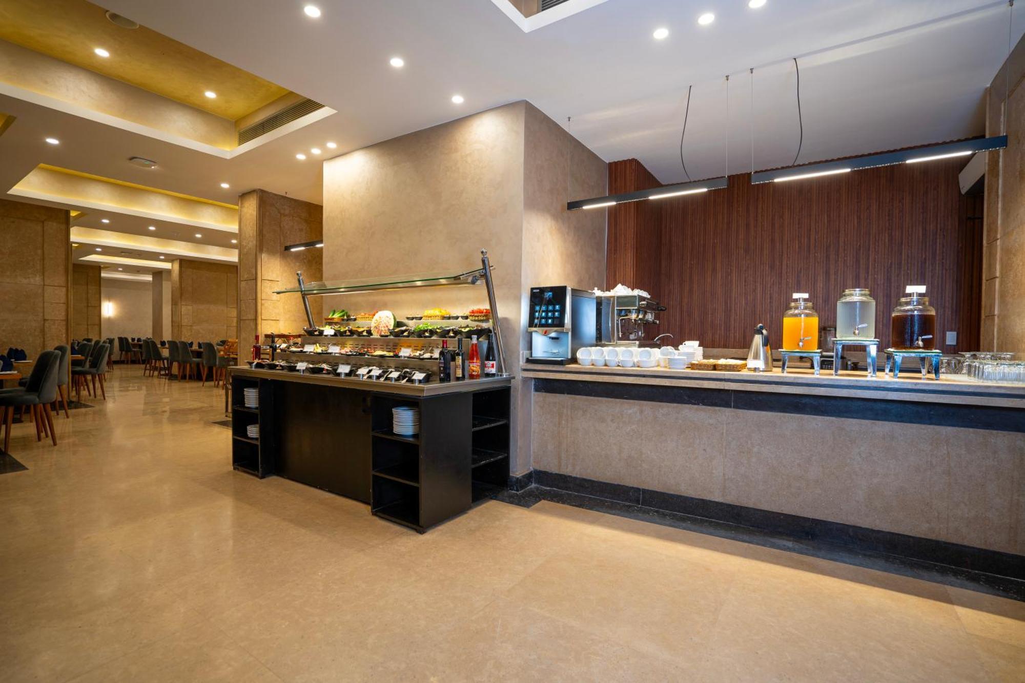 Stay Inn Pyramids Hotel Al Kawm al Akhdar Exterior photo